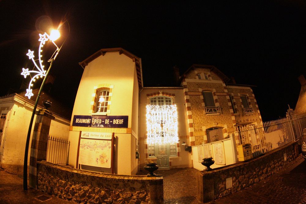 Auberge Du Cheval Blanc Beaumont-Pied-de-Boeuf  Exterior foto